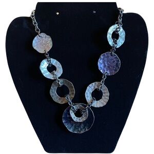 NWOT Premier Designs Reversible Silver Hammered Metal Disc Necklace